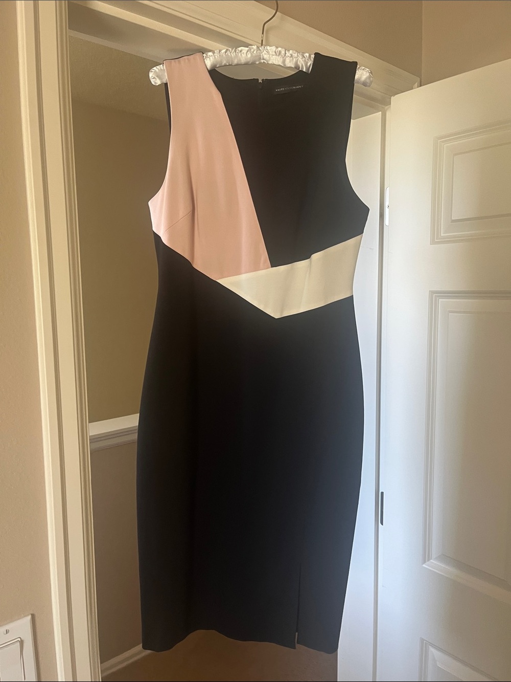 Sleeveless Colorblock Sheath Dress in Black, Blush & Cream, size 6
